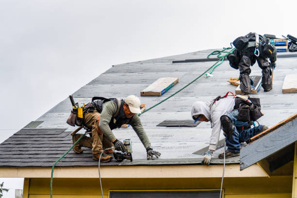 Professional Gutter Installation technician working in Mesquite, NV